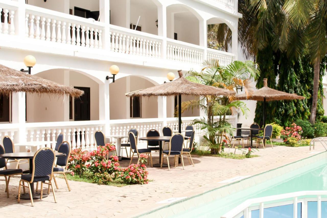 Sunu Hotel Banjul Exterior foto